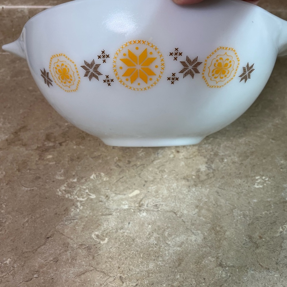 Vintage Pyrex Town and Country bowl - Picture 4 of 5